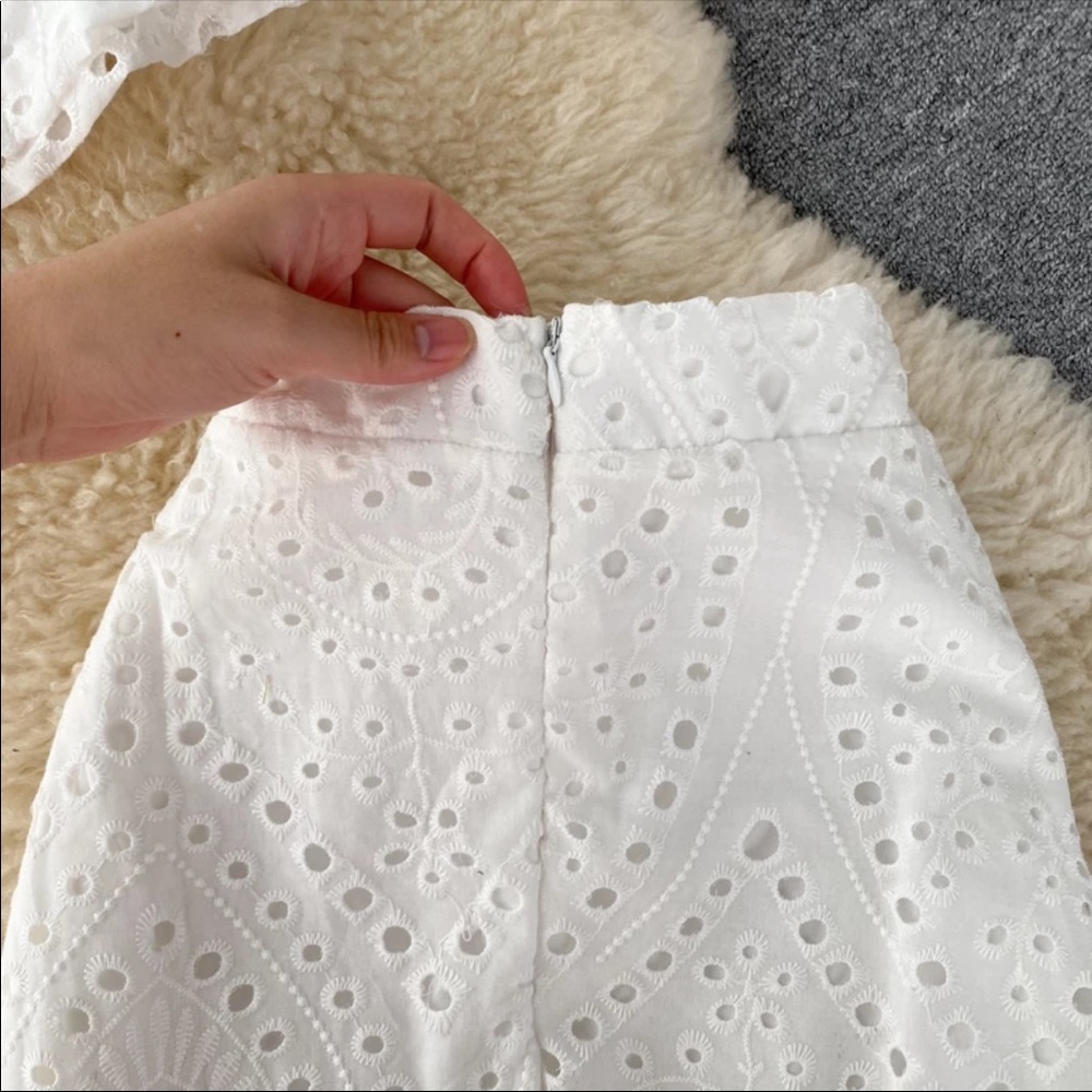 WHITE ♡ EYELET 2 pieces Top + Skirt SET - Picture 3 of 6